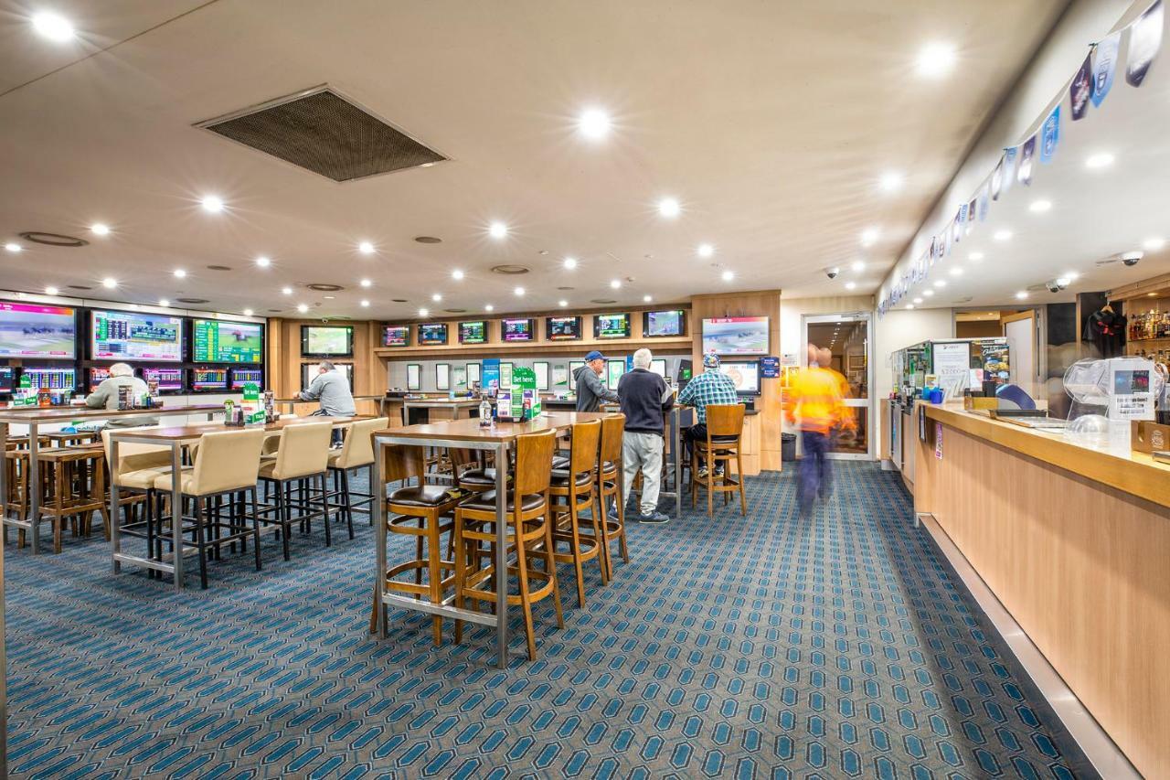 科尔顿睡帽酒店 Colyton 外观 照片